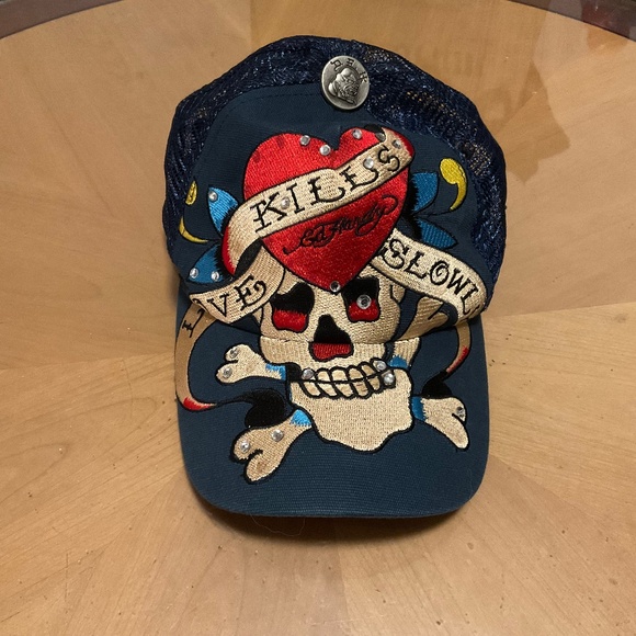 ED HARDY RHINESTONE LKS SKULL HAT - Picture 1 of 7
